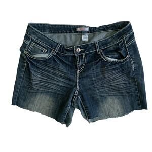 Bongo Women's Size 16W Y2K Mid Rise Relaxed Fit Denim Jean Shorts
